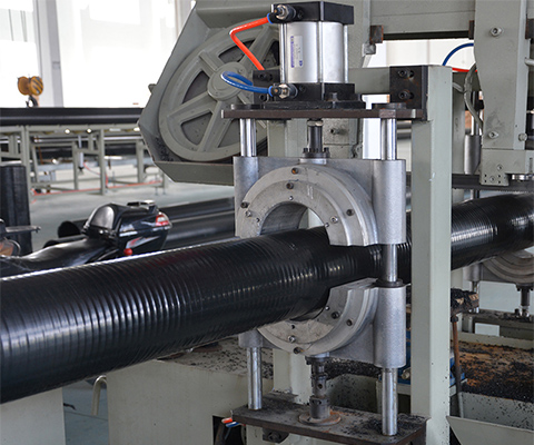 鋼骨架聚乙烯塑料複合管（guǎn）